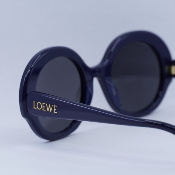 Loewe LW40135I 90A Sunglasses Shiny Blue Round Frame, Smoke Lenses - Picture 11 of 12